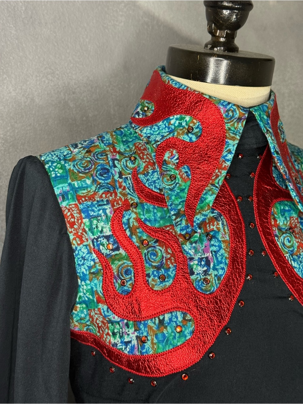 🔥 Custom Western Show Shirt with Detachable Flame Cuffs Size S🔥 - Picture 3 of 8